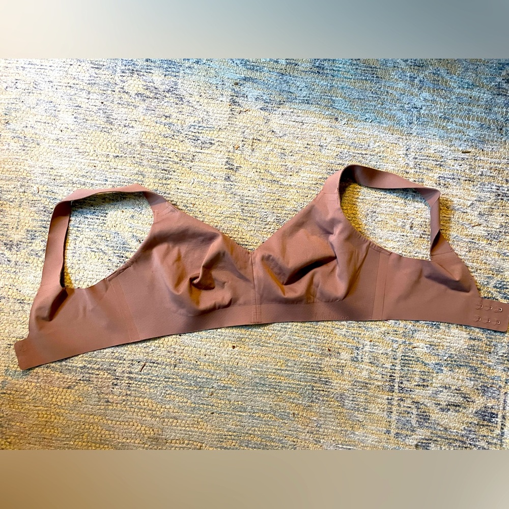 Lululemon bra